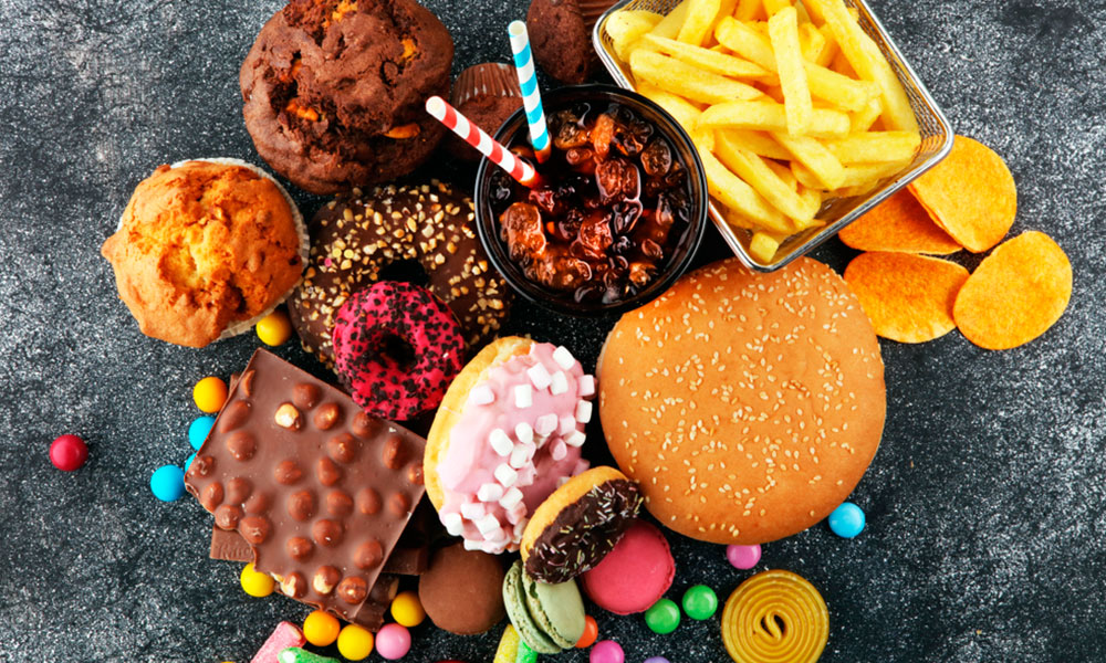 Un 67% de las historias clínicas en adolescentes registra recomendaciones en hábitos alimentarios