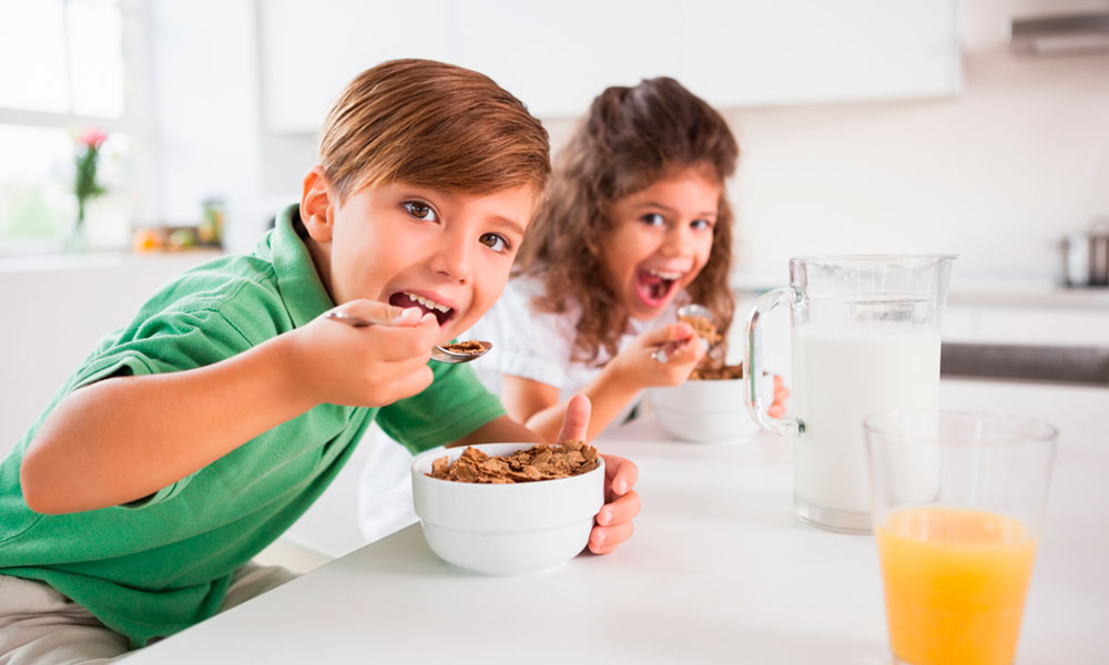 El 40% de los niños españoles desayuna solo