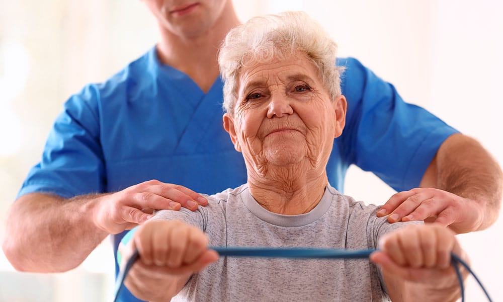 Dos tercios de los ancianos en la comunidad necesitan prescripción de ejercicio físico