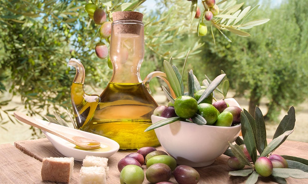 A escala poblacional, si en tu dieta incluyes aceite de oliva probablemente tu peso corporal sea menor