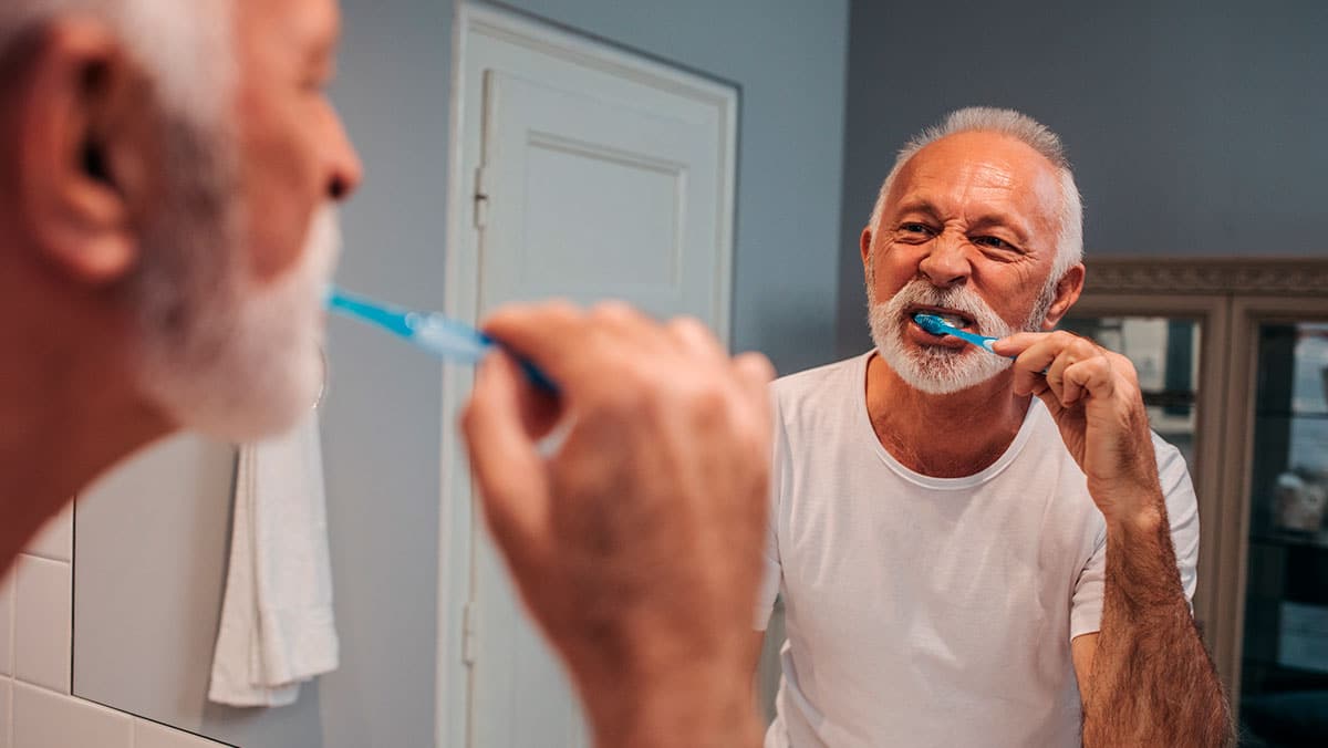 La relación entre higiene dental y demencia