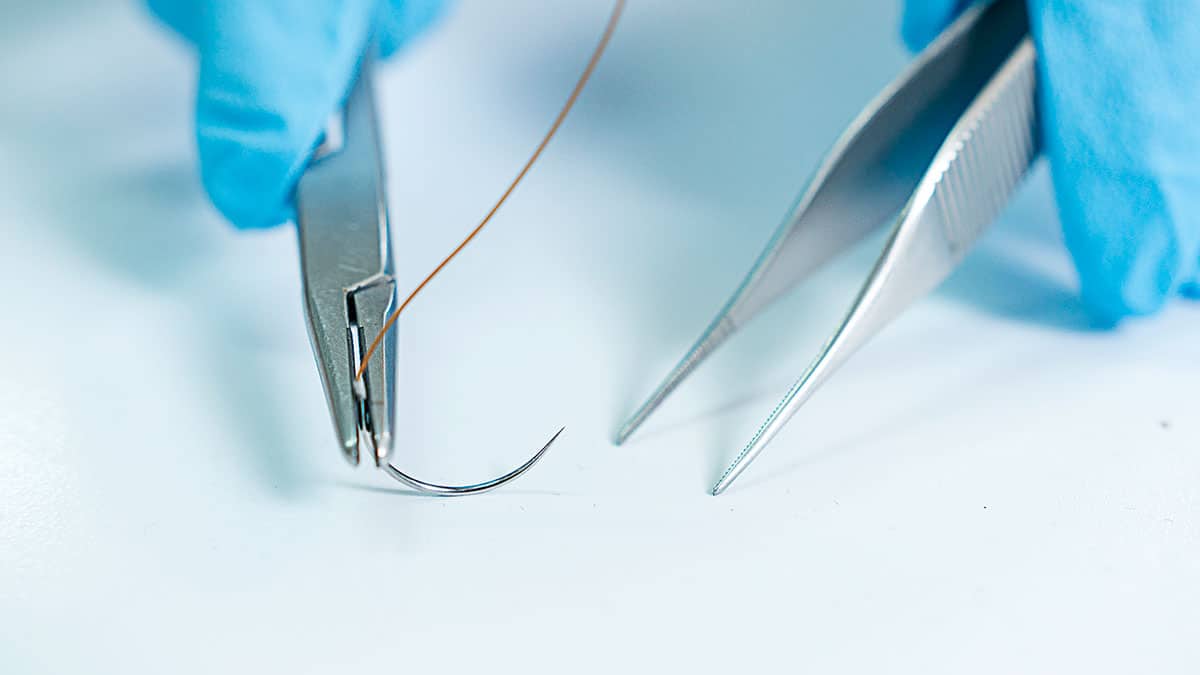 ¿Conoces los tipos de suturas y su clasificación?